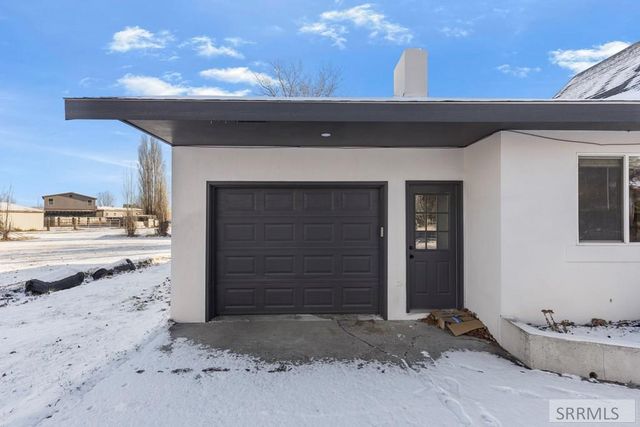 11090 N 45th E, Idaho Falls, ID 83401