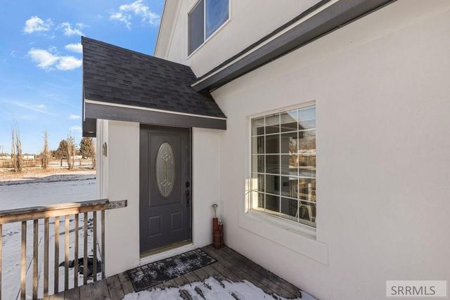 11090 N 45th E, Idaho Falls, ID 83401