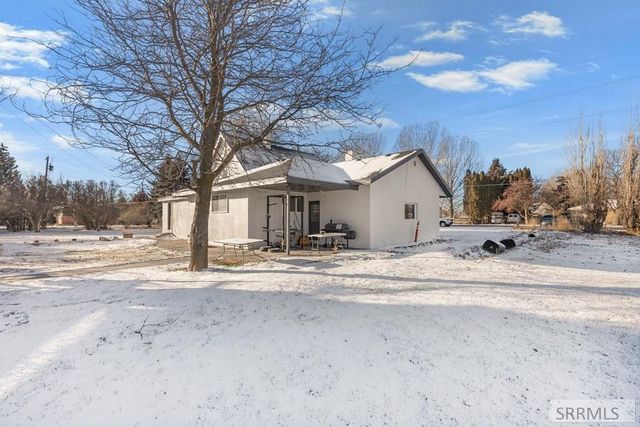 11090 N 45th E, Idaho Falls, ID 83401