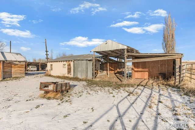 11090 N 45th E, Idaho Falls, ID 83401