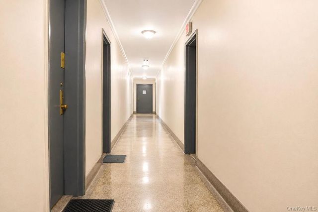 270 North Broadway 4A, Yonkers, NY 10701