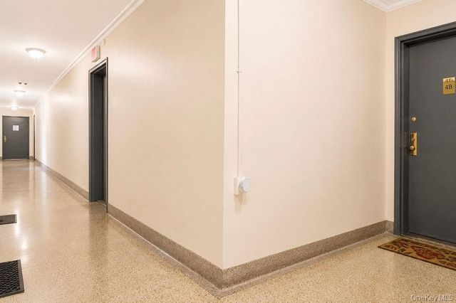 270 North Broadway 4A, Yonkers, NY 10701