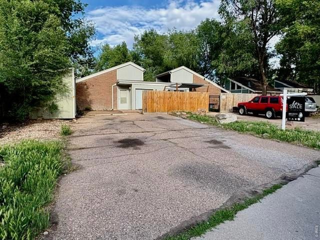 308 25th Ave Ct 2 B, Greeley, CO 80631
