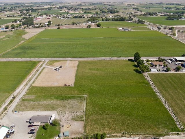 1869 M Road, Fruita, CO 81521