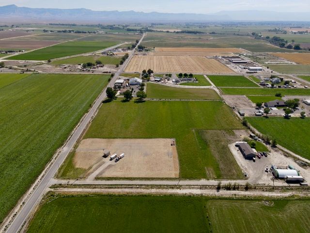 1869 M Road, Fruita, CO 81521
