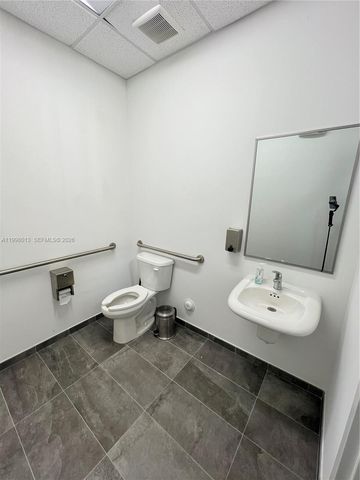 10890 NW 17th St 137, Sweetwater, FL 33172