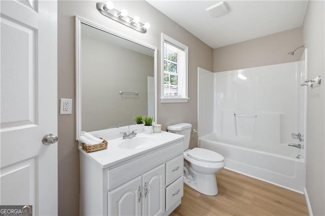 894 Lakeview Drive, Nicholson, GA 30565