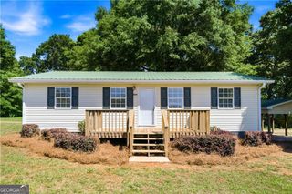 894 Lakeview Drive, Nicholson, GA 30565