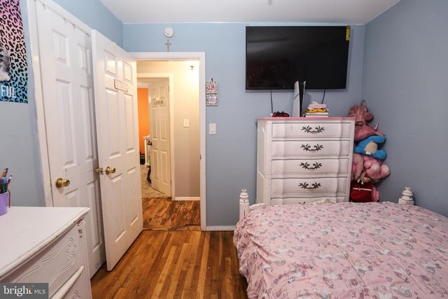 511 E HARRISON ST, Emmaus, PA 18049