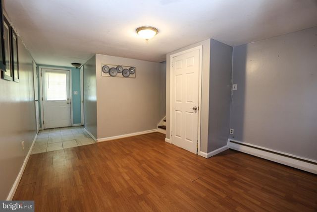 511 E HARRISON ST, Emmaus, PA 18049