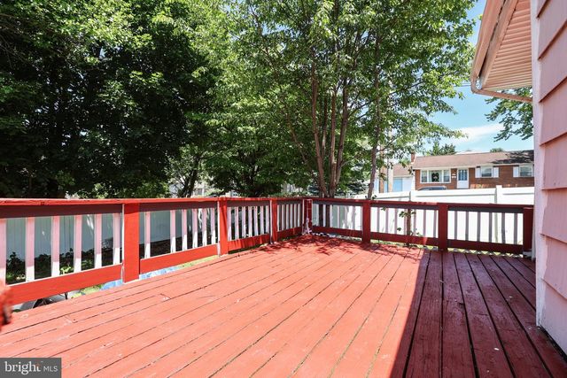 511 E HARRISON ST, Emmaus, PA 18049