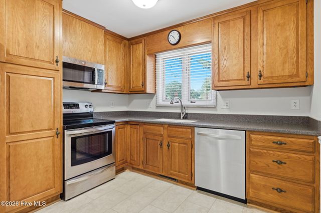 253 Tall Trees Drive, Pinehurst, NC 28374