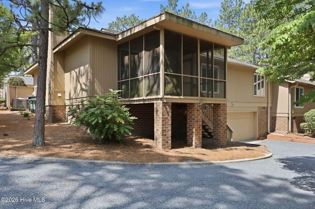 253 Tall Trees Drive, Pinehurst, NC 28374