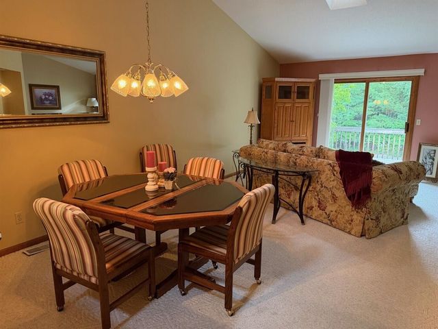 542 Tournament Circle, Muskegon, MI 49444
