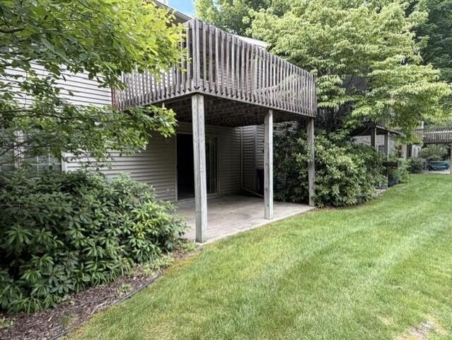 542 Tournament Circle, Muskegon, MI 49444