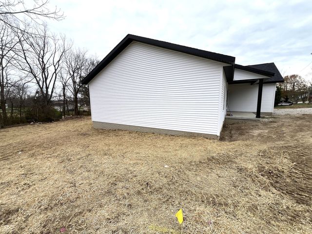 32 Ashley Street, Spencer, IN 47460