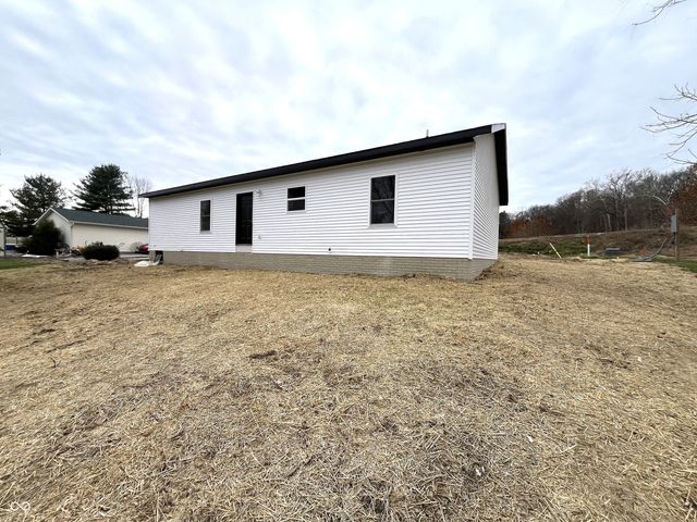 32 Ashley Street, Spencer, IN 47460