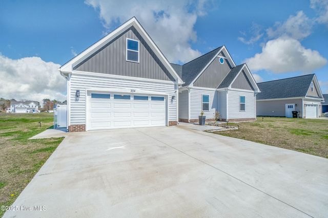 304 Sailors Way, Elizabeth City, NC 27909