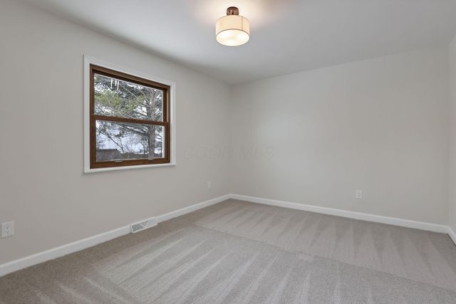 4001 Yukon Avenue, Groveport, OH 43125