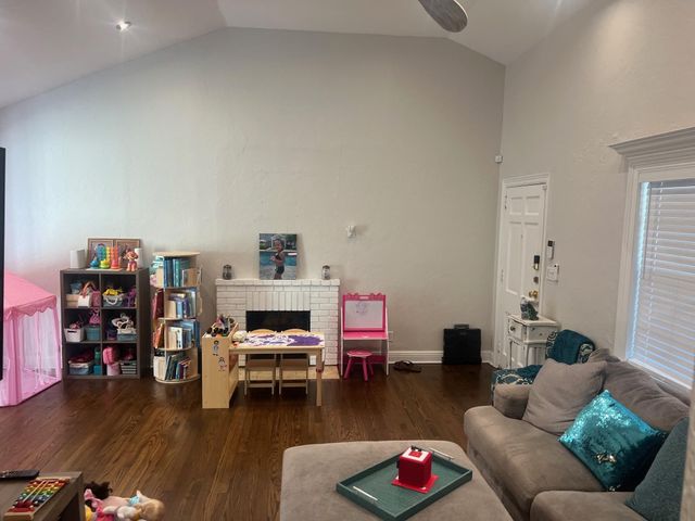 405 NE 12th Avenue, Fort Lauderdale, FL 33301