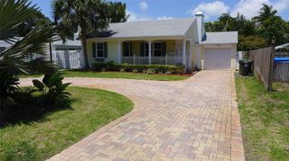 405 NE 12th Avenue, Fort Lauderdale, FL 33301