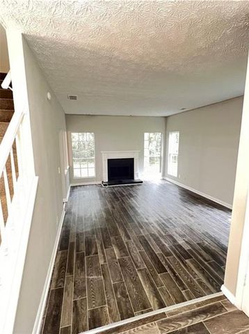 1976 Longwood Court, Lithonia, GA 30058
