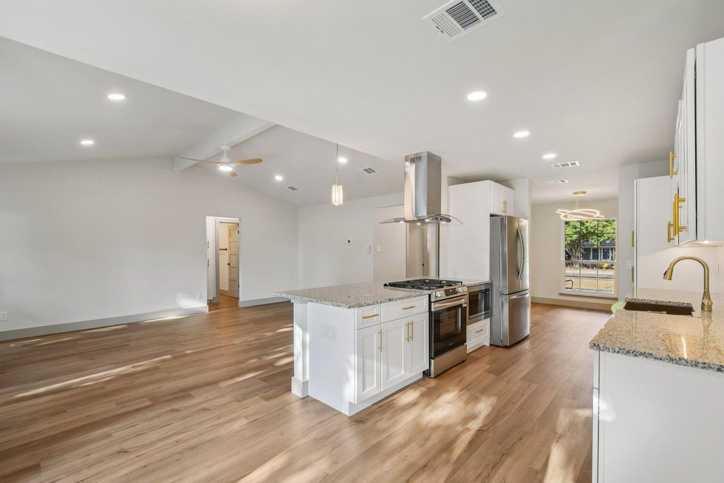 417 Oakridge PASS, Cedar Park, TX 78613