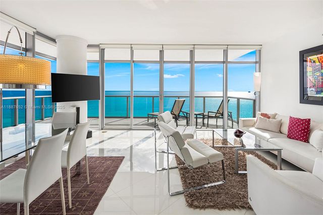3737 COLLINS AV S-1301, Miami, FL 33140