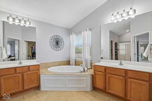 11799 Kittery, Fishers, IN 46037