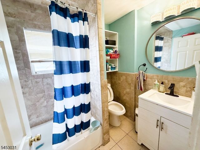 217 Drake Ave, Roselle Boro, NJ 07203