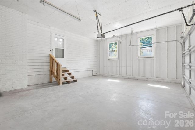 424 Holland Drive, Statesville, NC 28677