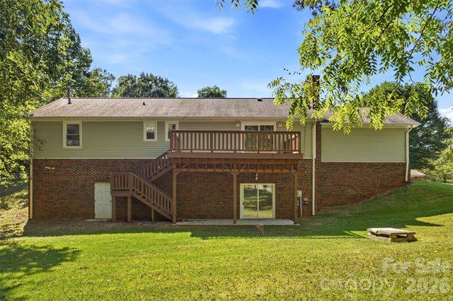 424 Holland Drive, Statesville, NC 28677