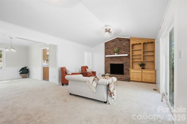 424 Holland Drive, Statesville, NC 28677