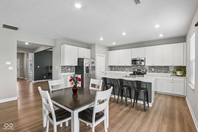 11802 Winnower Loop, Noblesville, IN 46060