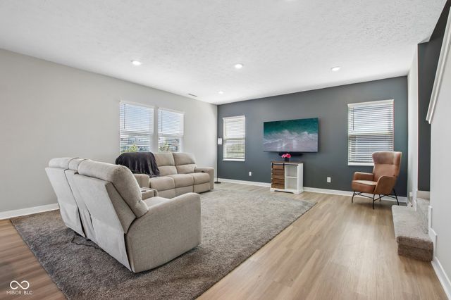 11802 Winnower Loop, Noblesville, IN 46060