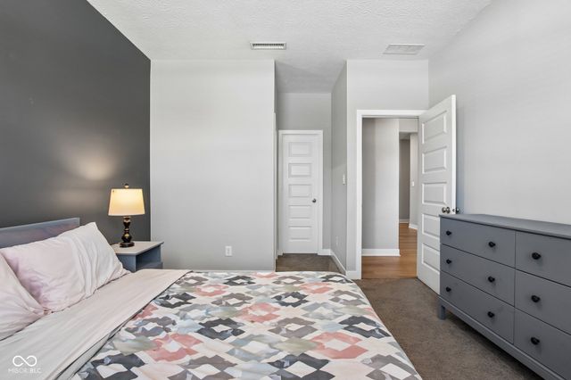 11802 Winnower Loop, Noblesville, IN 46060