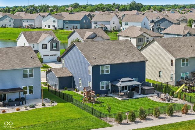 11802 Winnower Loop, Noblesville, IN 46060