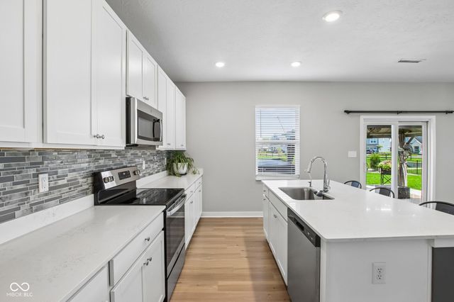 11802 Winnower Loop, Noblesville, IN 46060