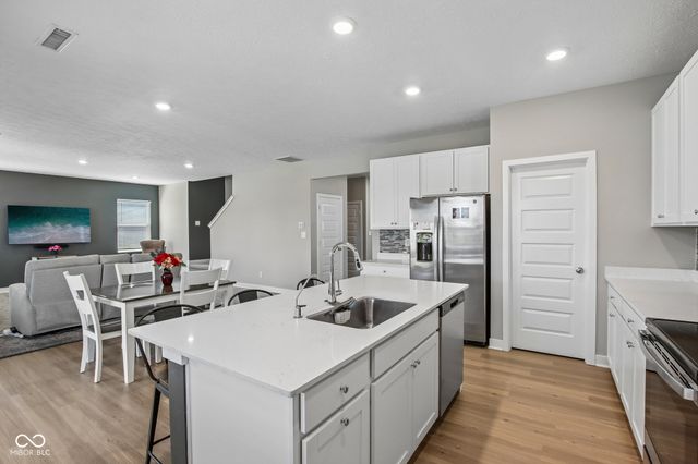 11802 Winnower Loop, Noblesville, IN 46060