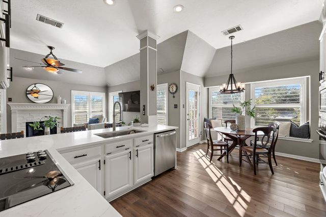 11503 Kempwood DR, Austin, TX 78750