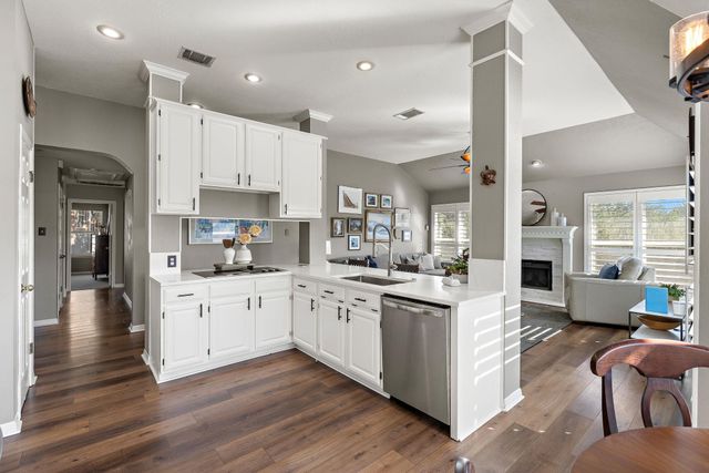 11503 Kempwood DR, Austin, TX 78750