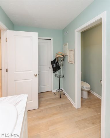 27842 Birchwood Court, Westlake, OH 44145