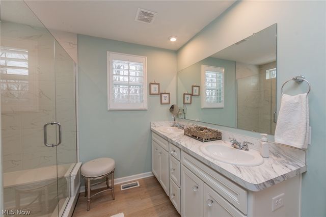 27842 Birchwood Court, Westlake, OH 44145