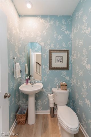 27842 Birchwood Court, Westlake, OH 44145