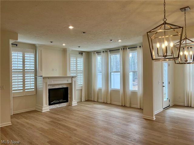 27842 Birchwood Court, Westlake, OH 44145