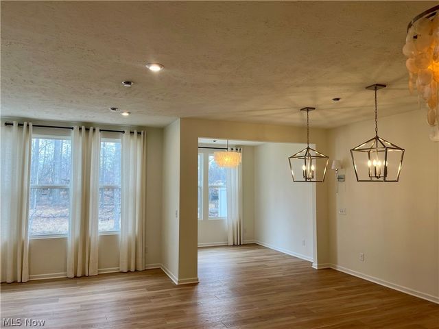 27842 Birchwood Court, Westlake, OH 44145