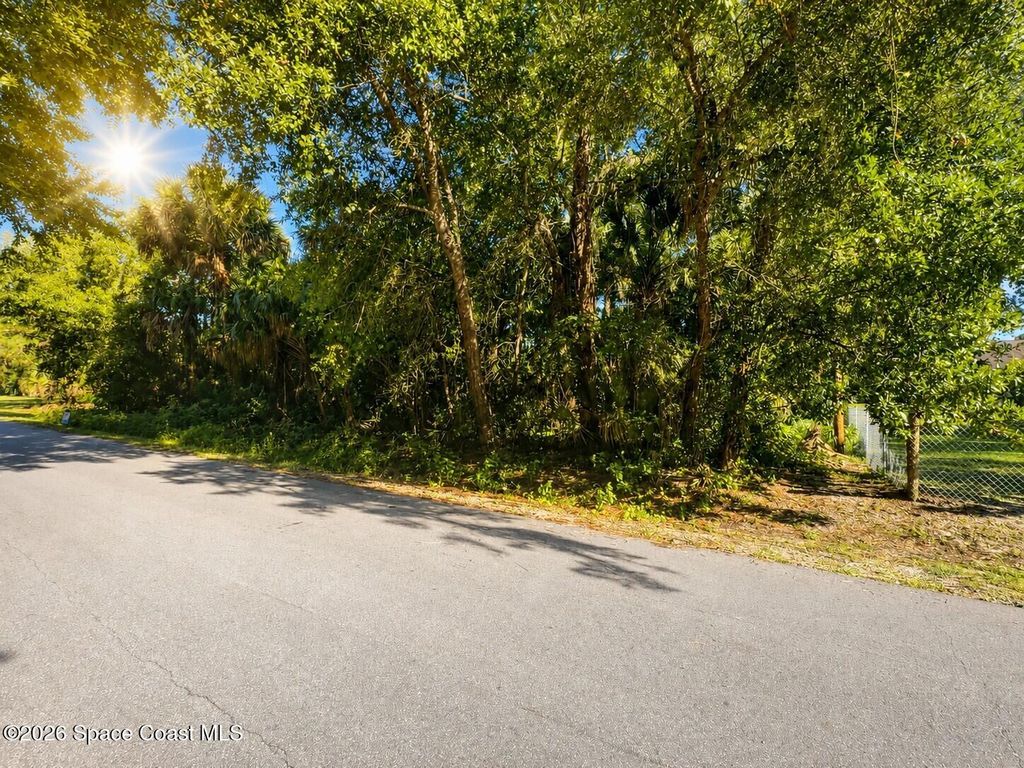 4095 Canaveral Groves Boulevard, Cocoa, FL 32926