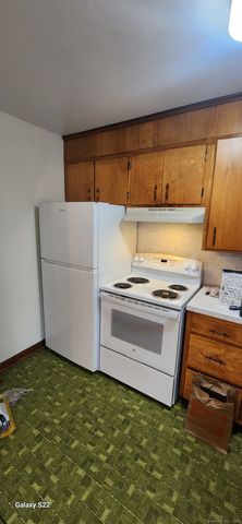 143 Oneco Avenue, New London, CT 06320