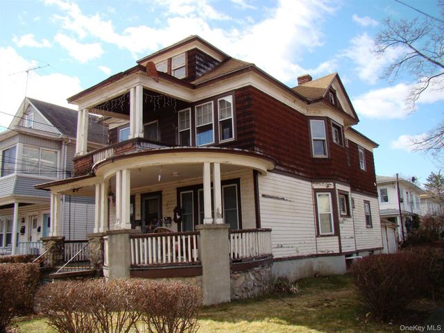 10 Worrall Avenue 2, Poughkeepsie, NY 12603