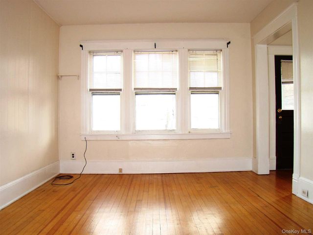 10 Worrall Avenue 2, Poughkeepsie, NY 12603